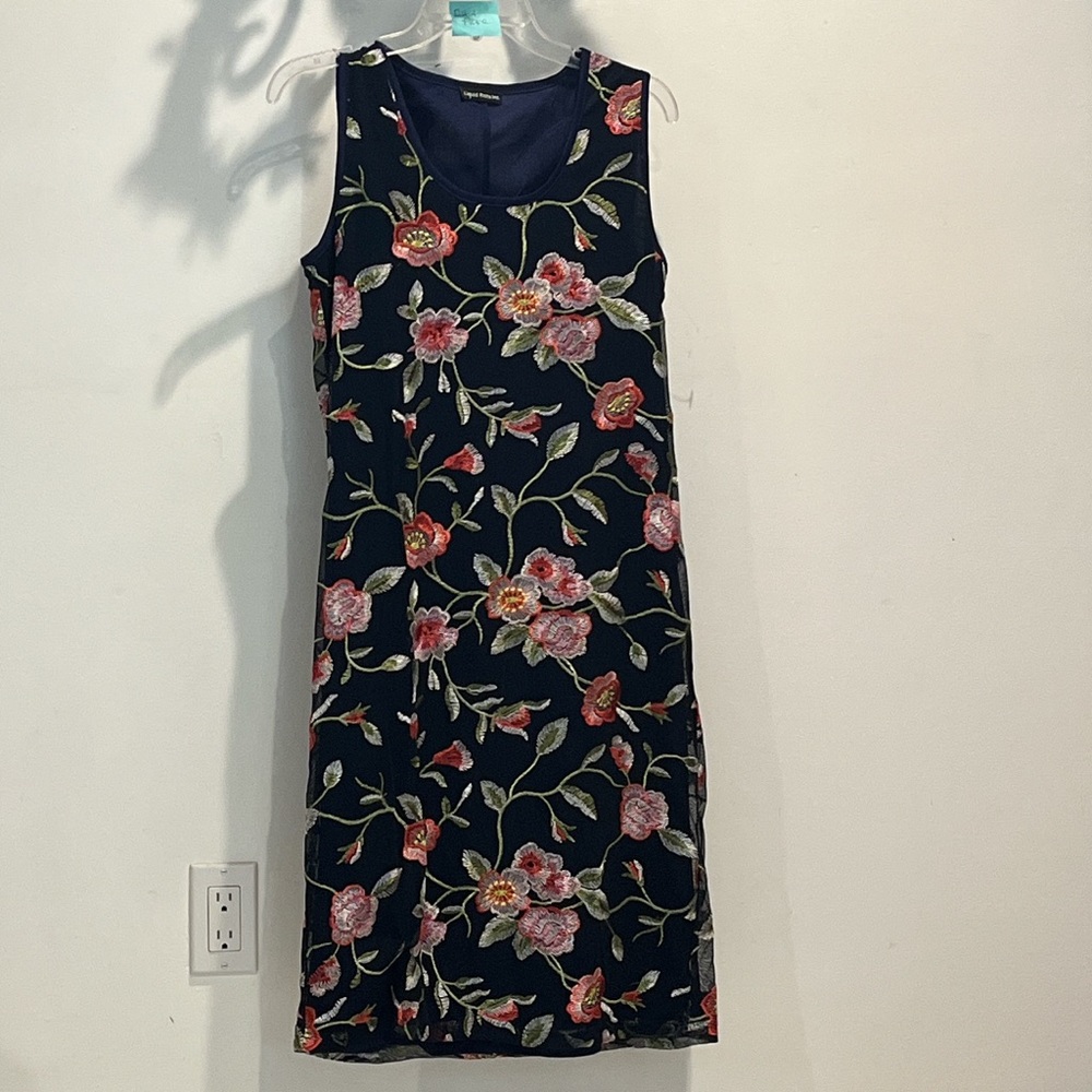 Flower design dress